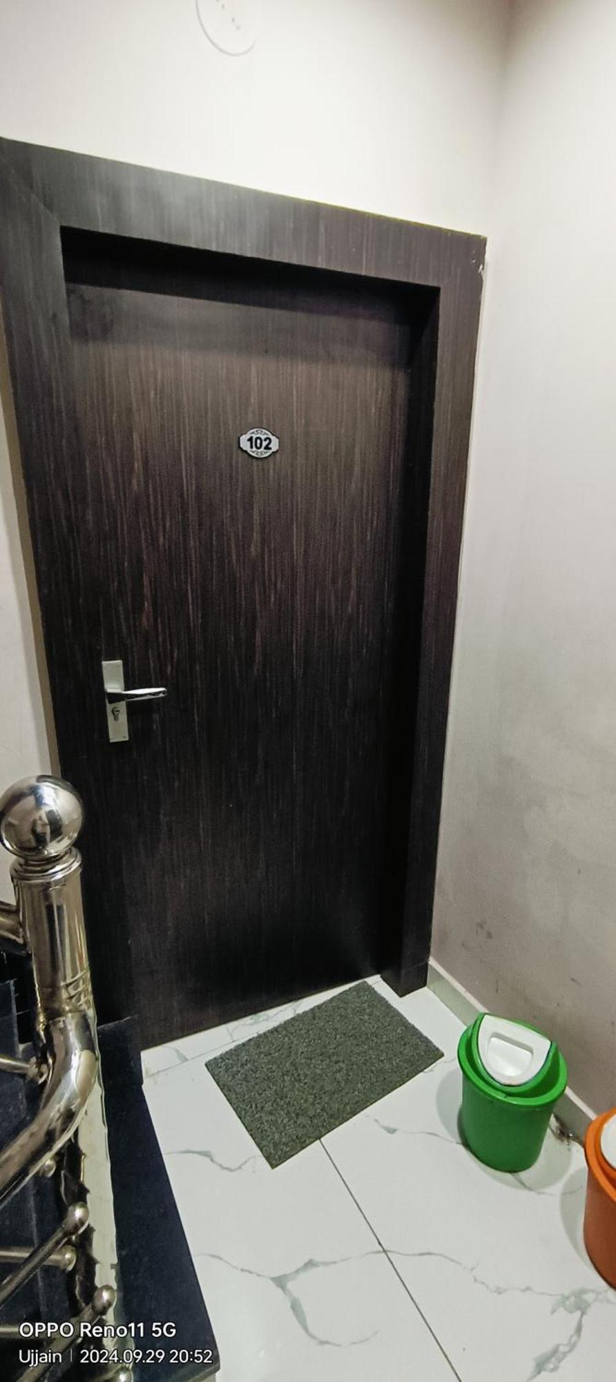 אויאיין Hotel Rainbow מראה חיצוני תמונה
