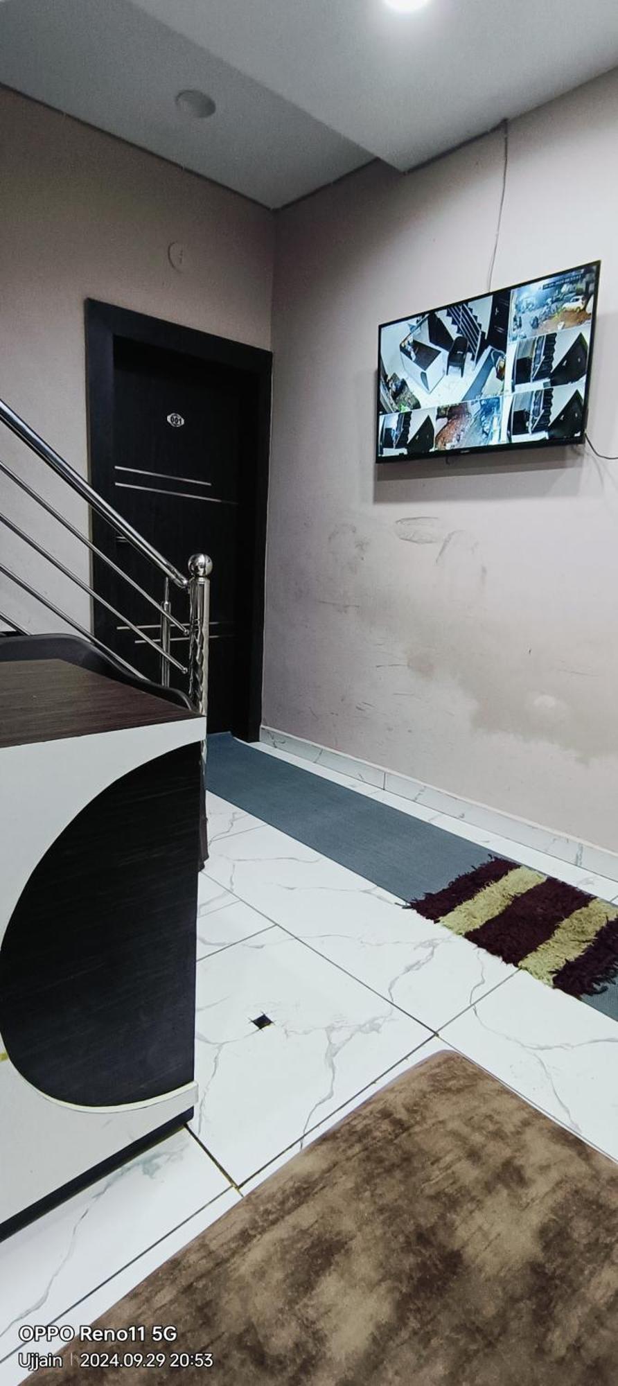 אויאיין Hotel Rainbow מראה חיצוני תמונה
